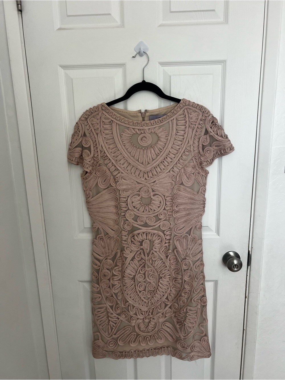 JS Collections‎ Rose Blush Embroidered Cap-Sleeve Midi Dress